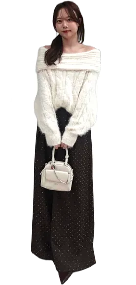 Rhinestone Slacks 20 LOOK