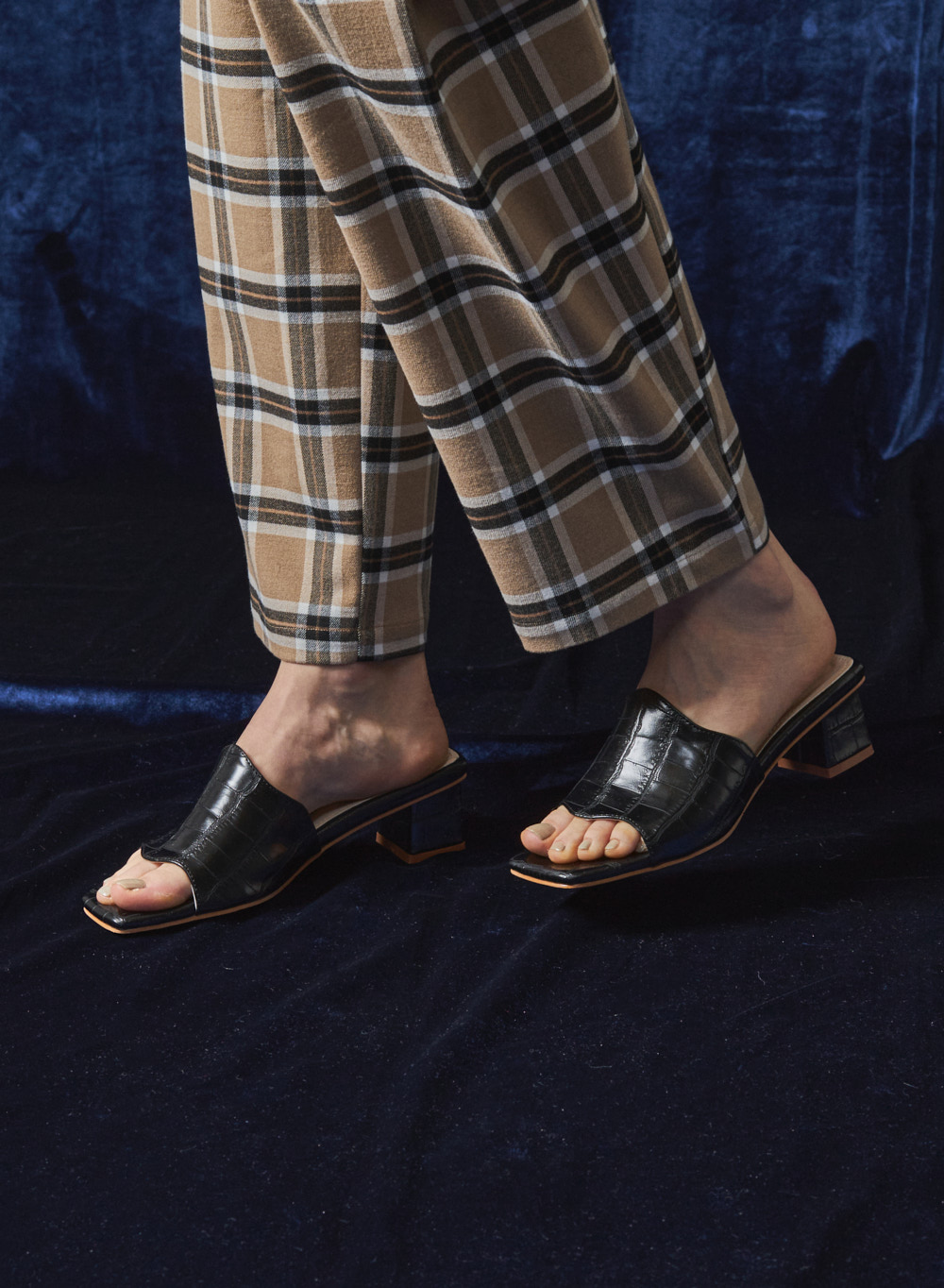 【CIAOPANIC(チャオパニック)】2020年秋
  のレディーススタイリング_7-3.jpg