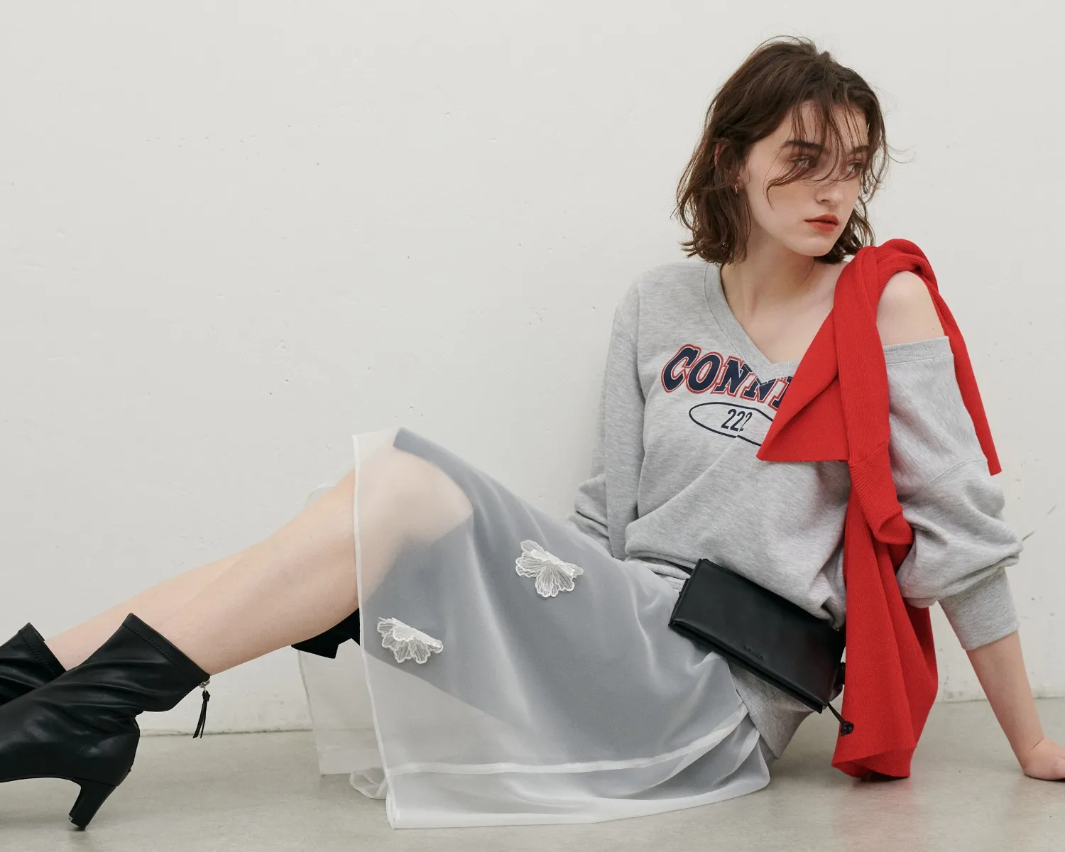 COLLAGE 26 A/W