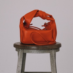 colony2139_ss_styling