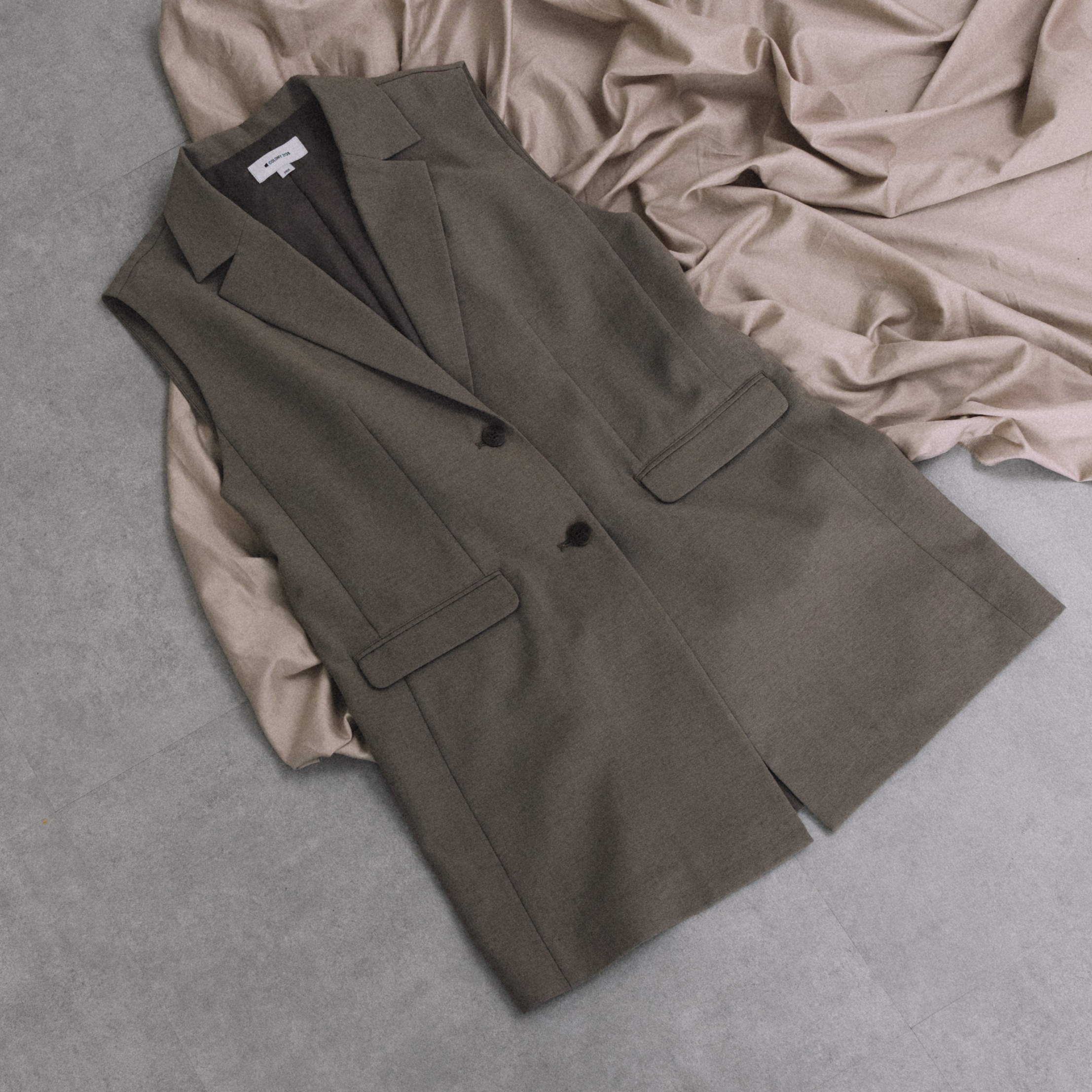 colony2139_ss_styling