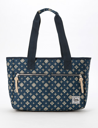 モノグラムプリントトートバッグ