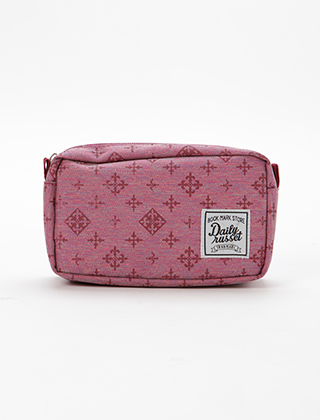 モノグラムプリントポーチ