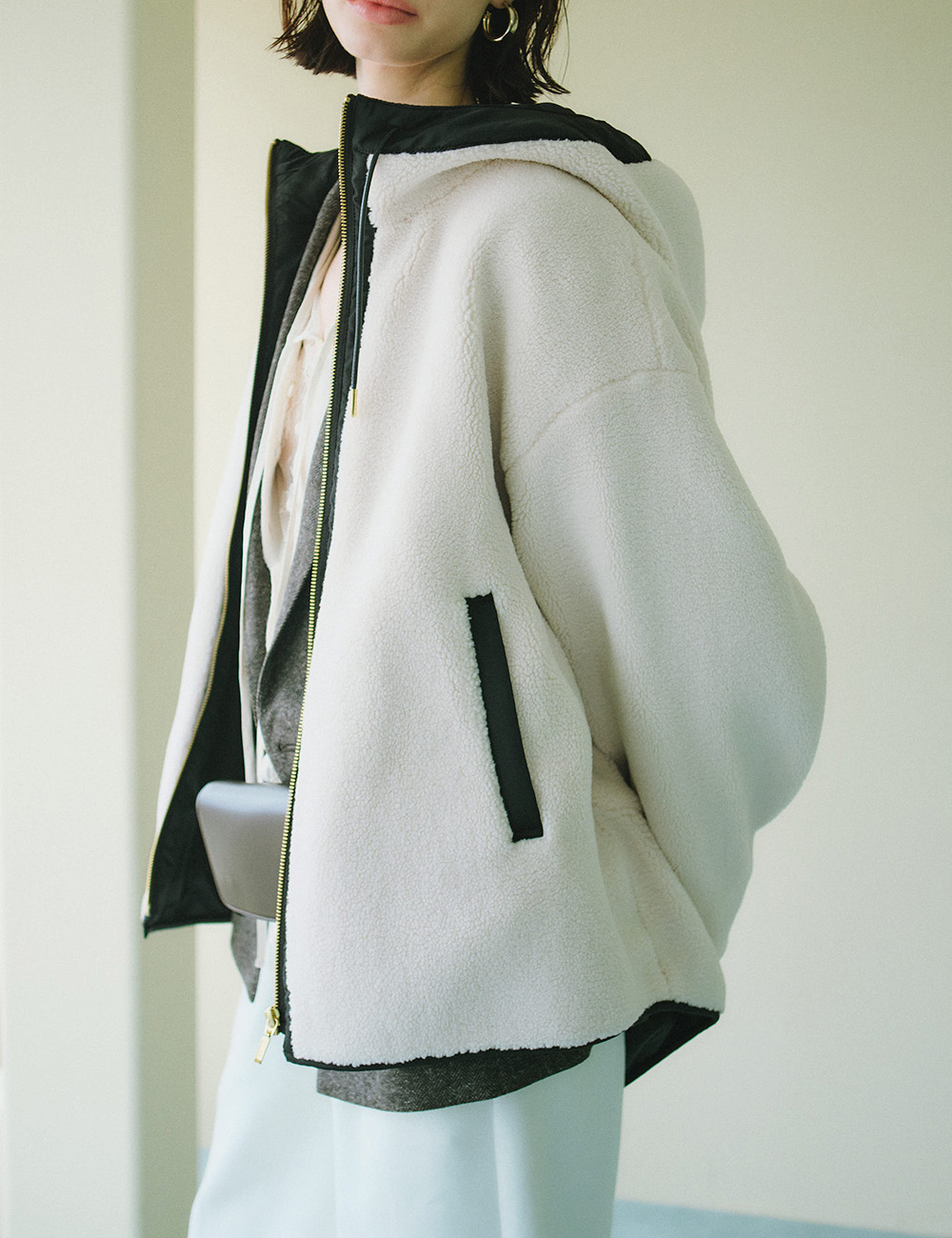 OUTER 004