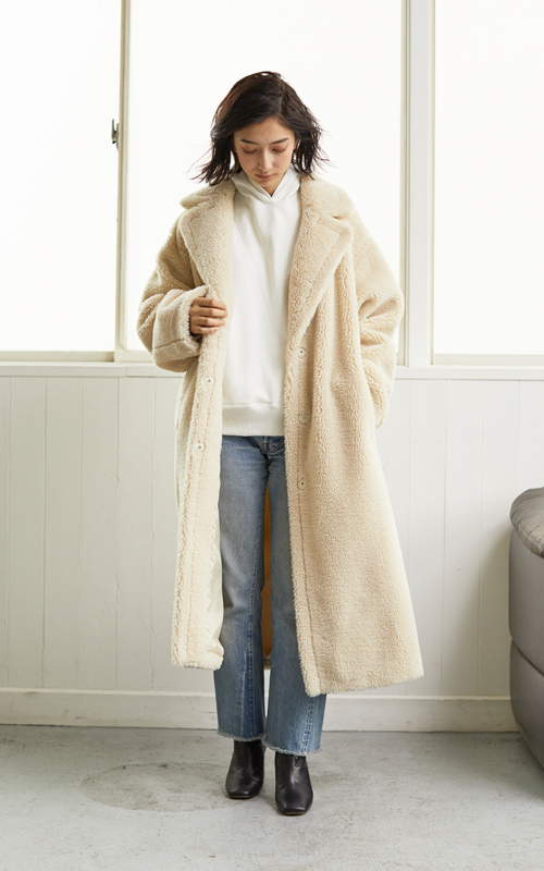 STAND STUDIO VOLUME COAT STYLING 4