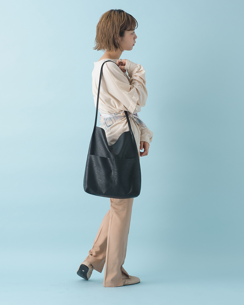 HERMES マルジェラ期 サコッシュプールセル ワンショルダー ◻︎D セール】PUワンハンドル ハーフムーンバッグ（ショルダーバッグ