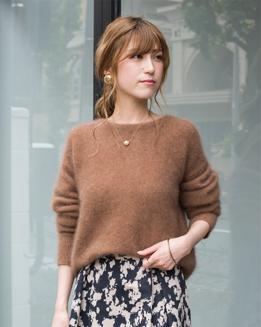 V-neck knit Skirt