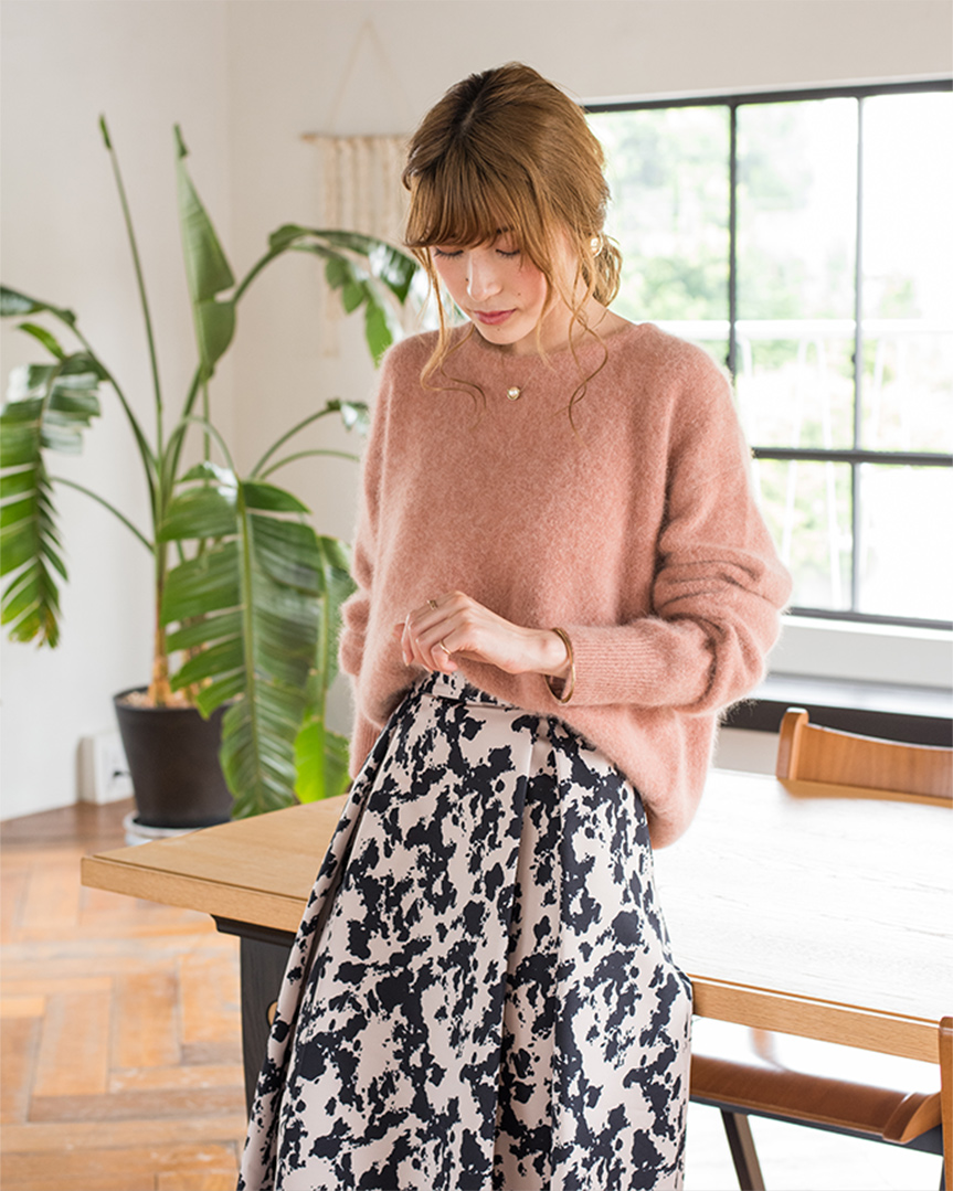 V-neck knit Skirt