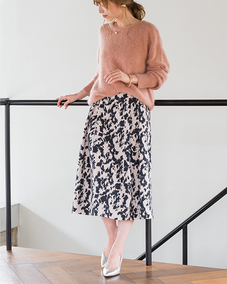 V-neck knit Skirt