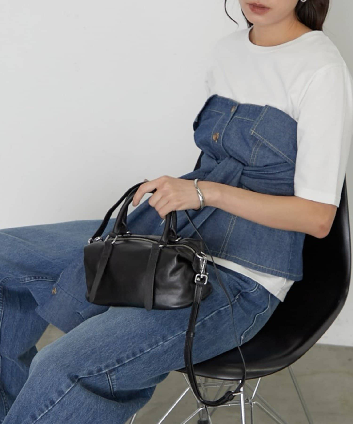 LOOK 01