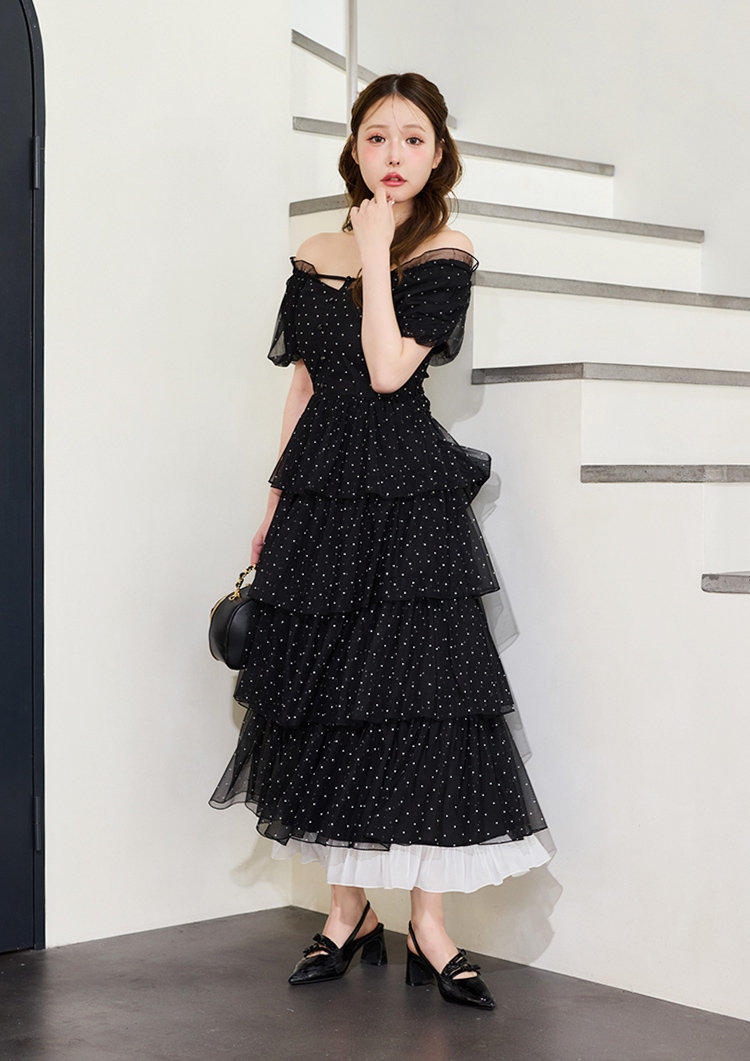 バックリボンティアードワンピ