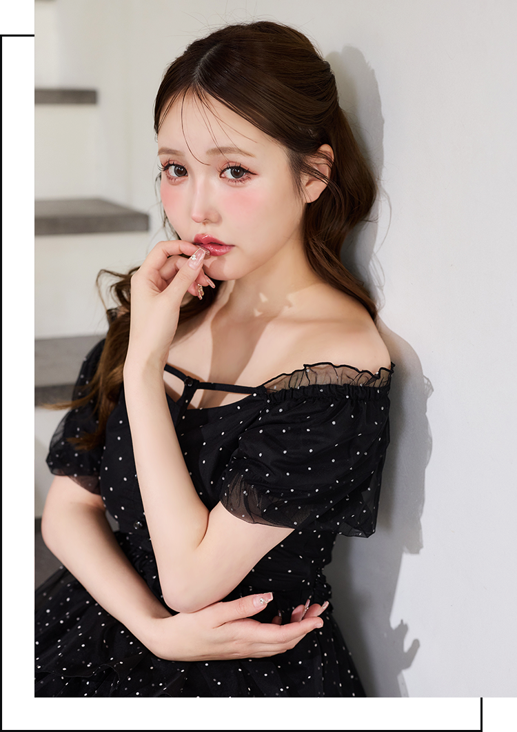 バックリボンティアードワンピ