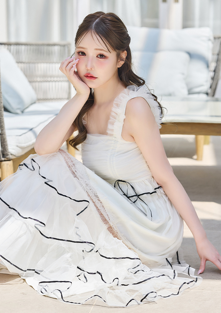 チュールビスチェxチュールロングスカート(