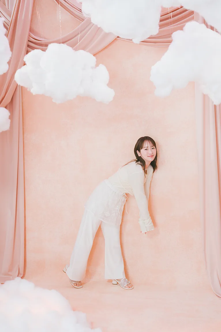 Call Me the “Picnic Girl” 川栄李奈と楽しむ春のピクニック