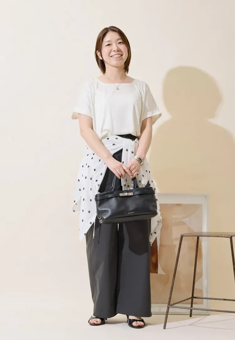 ストレッチサテンTシャツ