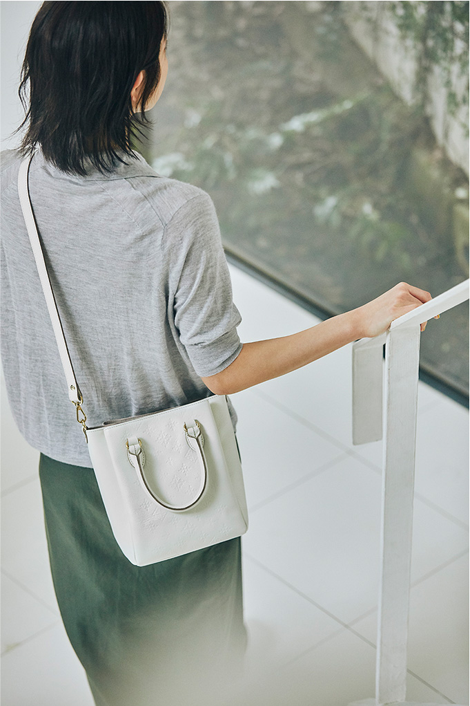 LEATHER SHOULDER BAG_RUZ1001322A0001