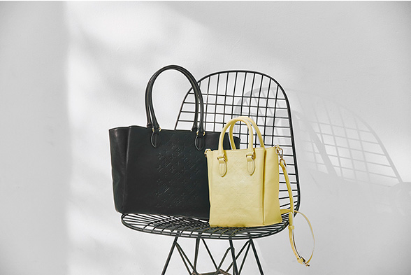 LEATHER TOTE BAG_RUZ1001321A0001 LEATHER SHOULDER BAG_RUZ1001322A0001