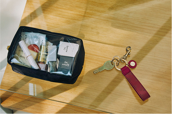 CLEAR POUCH_RUZ1001283A0002 KEY CHARM_RUZ1001289A0003