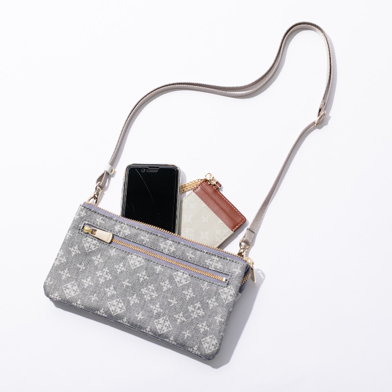 良品　定価2万6千　ラシットトーキョー　デニムプリント　ハーフウォレット 良品 定価2万6千 ラシットトーキョー デニムプリント