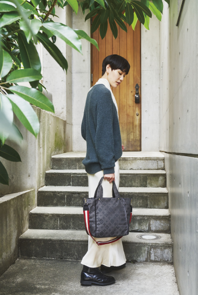 2wayトートバッグ L size〈コットンジャガード〉使用イメージ