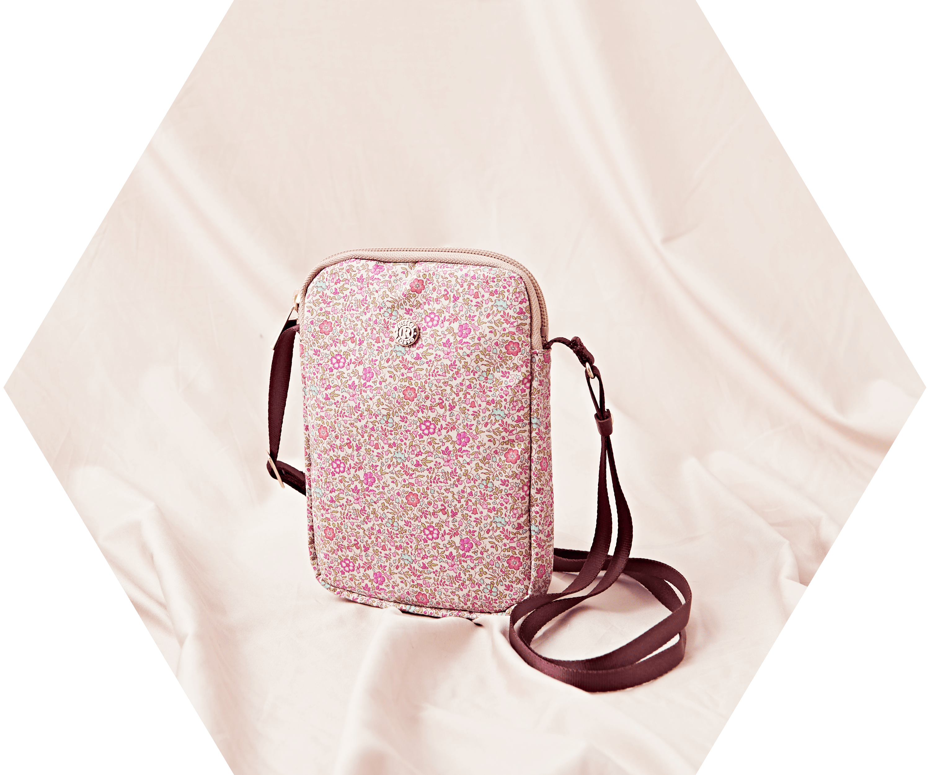 russet リバティ柄フォーンバック 　美品 russet made with LIBERTY FABRIC｜russet (ラシット)｜パル公式