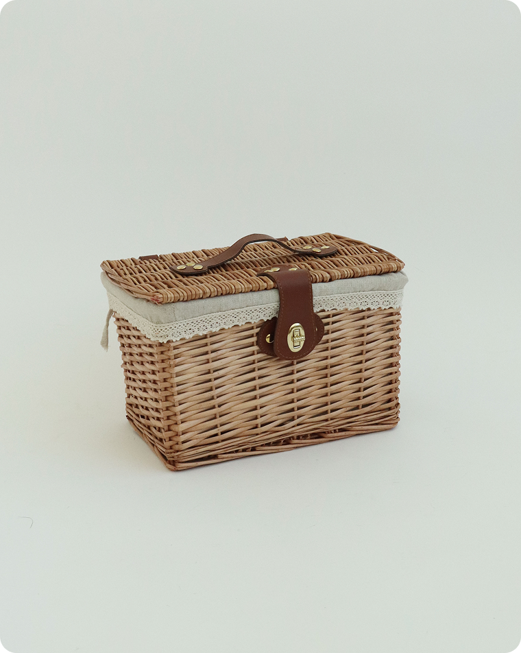 salut! 25th Anniversary ITEM