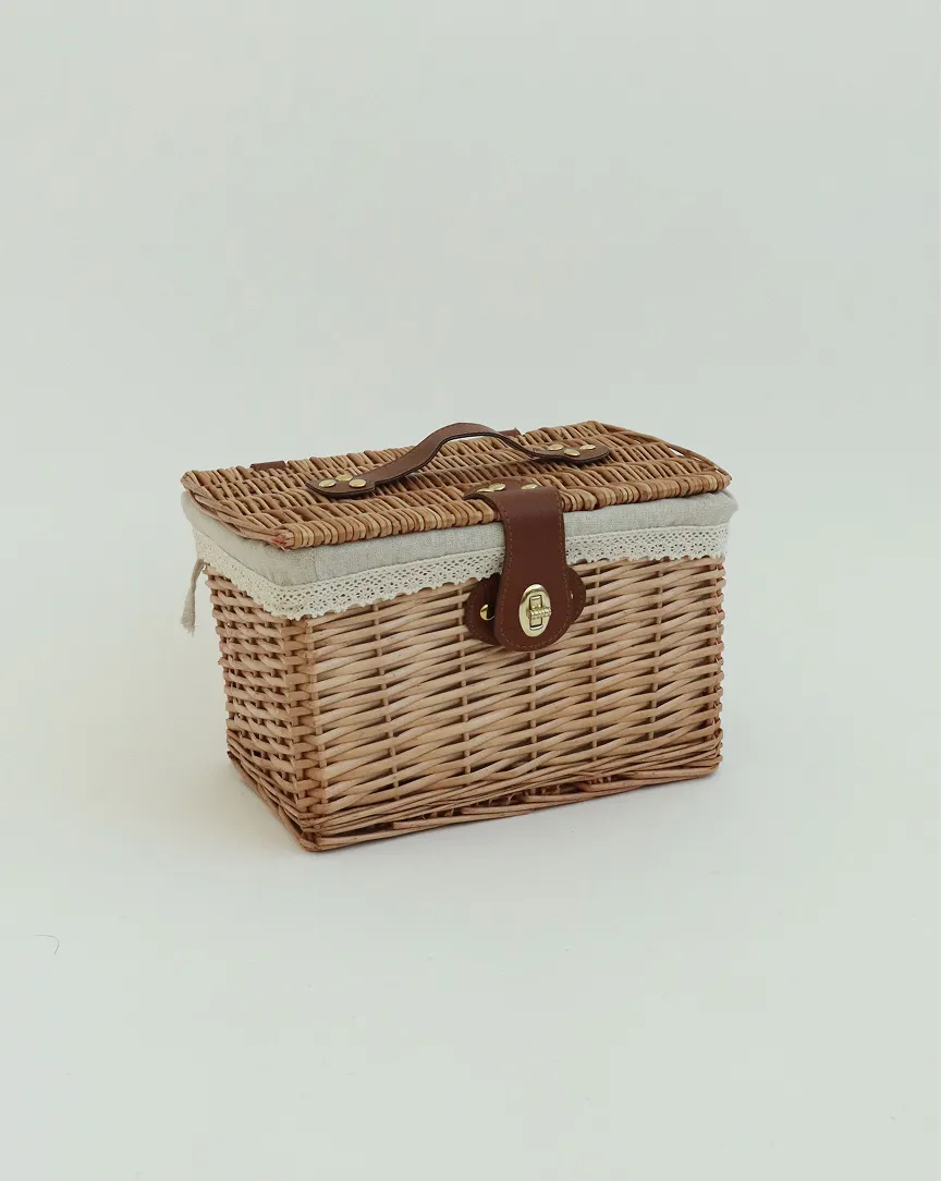 salut! 25th Anniversary ITEM