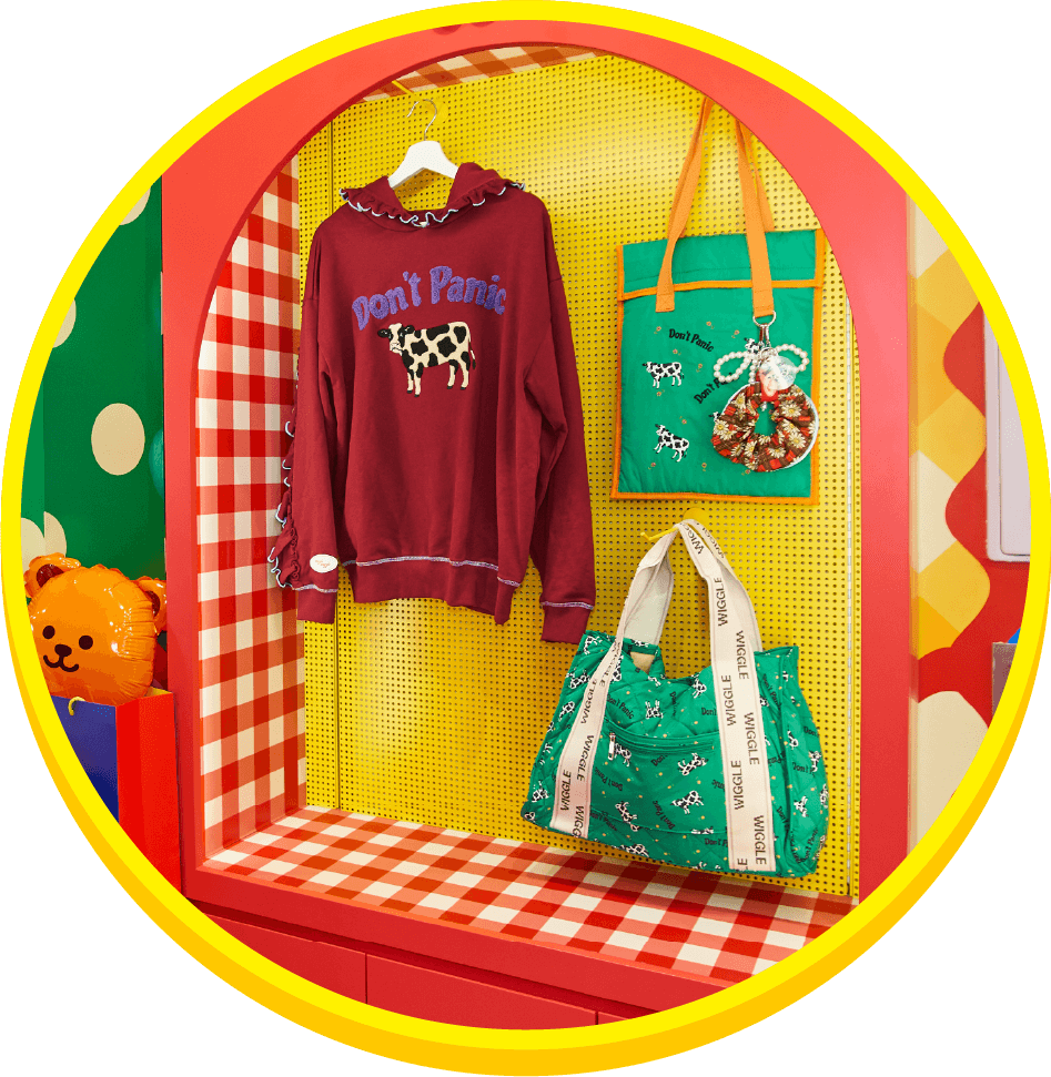 wiggle wiggle × TYPY