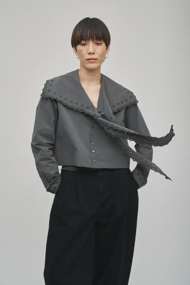 ⭕新品、未使用、タグ付⭕アパルトモン☆スリットスリーブジャケット☆グレー ⭕新品、未使用、タグ付⭕アパルトモン☆スリットスリーブジャケット